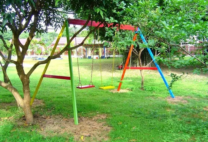 هتل Mini Golf & Resort Ubon Ratchathani