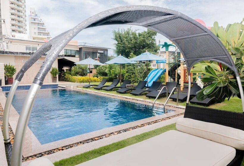 هتل Surf & Sand Resort