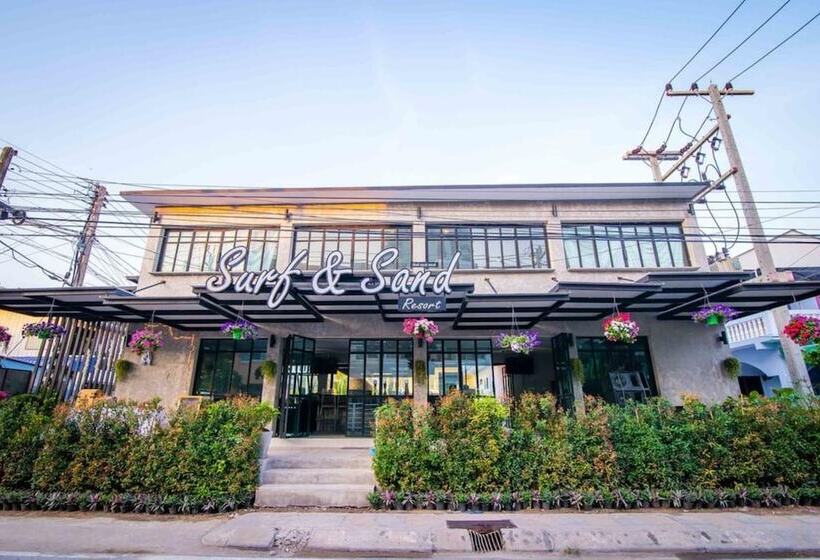 هتل Surf & Sand Resort