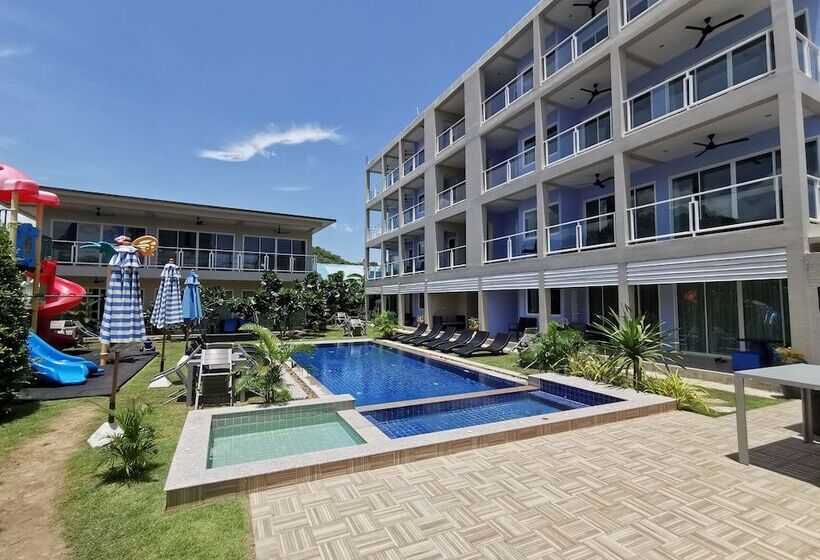 هتل Surf & Sand Resort