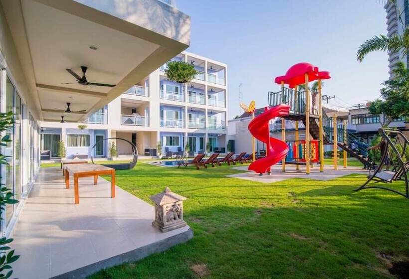 هتل Surf & Sand Resort