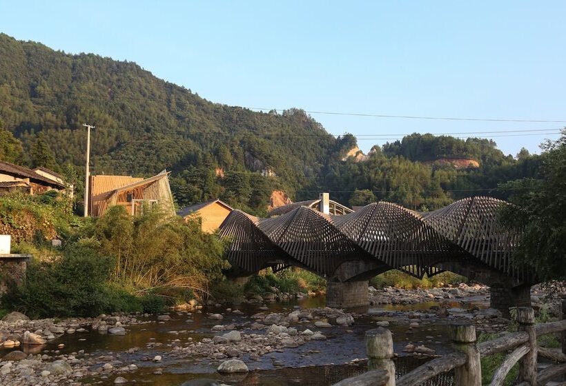 Отель The International Cultural And Creative Bamboo Village