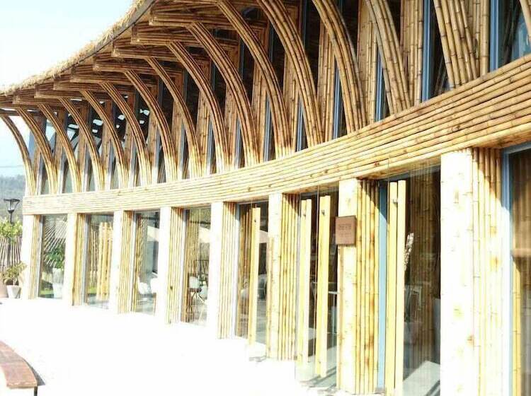 Отель The International Cultural And Creative Bamboo Village