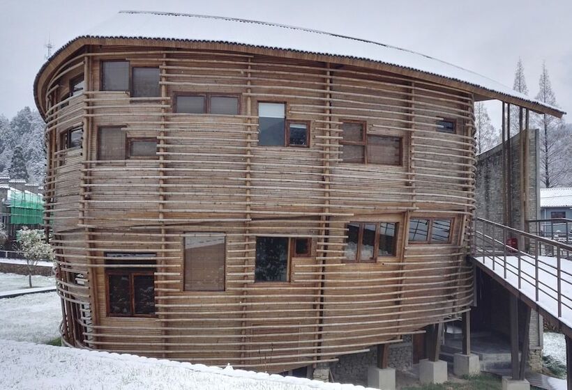 Отель The International Cultural And Creative Bamboo Village