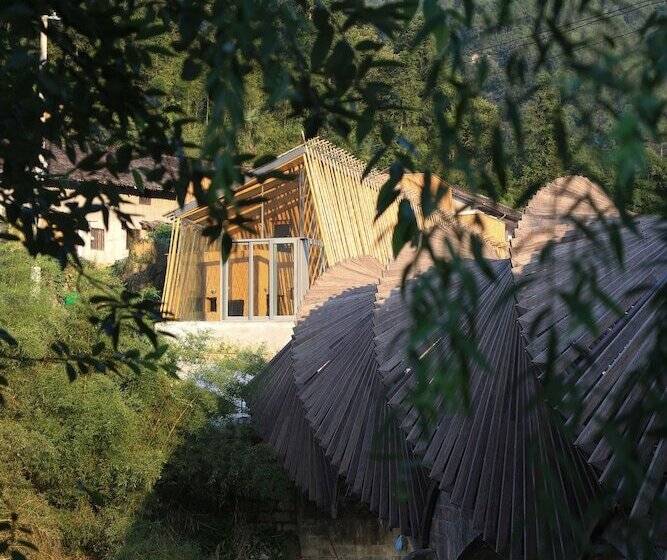 Отель The International Cultural And Creative Bamboo Village