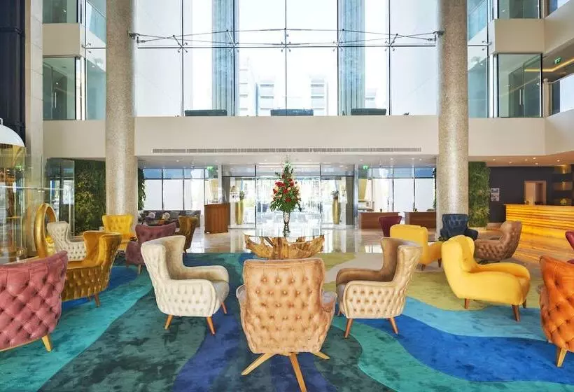 Royal Central Hotel And Resort The Palm