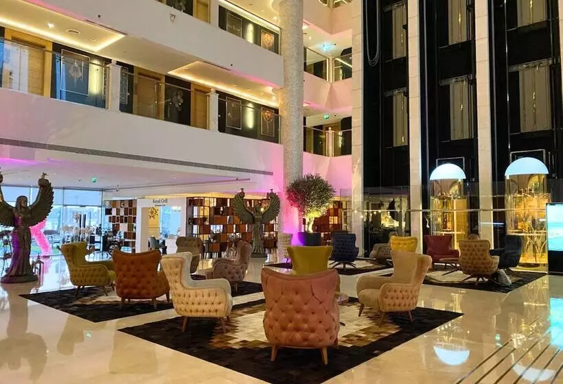 Royal Central Hotel And Resort The Palm