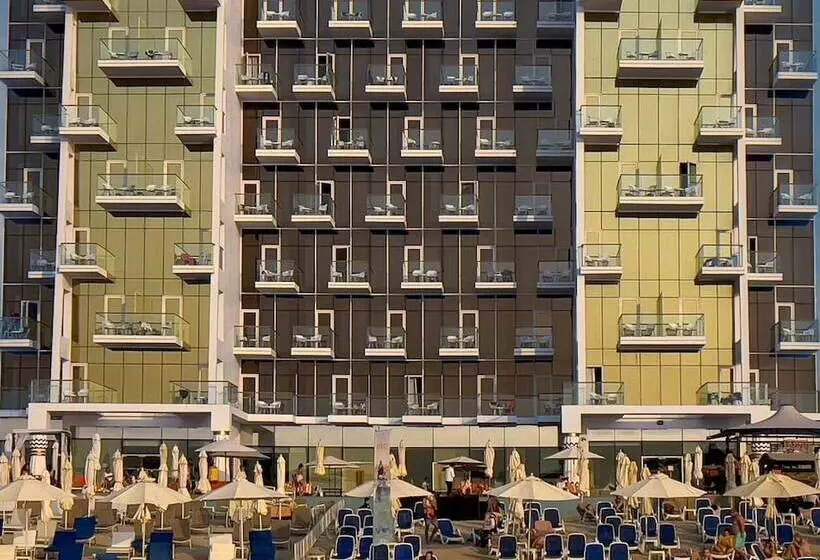 Royal Central Hotel And Resort The Palm