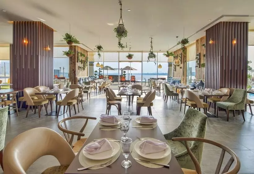 Royal Central Hotel And Resort The Palm