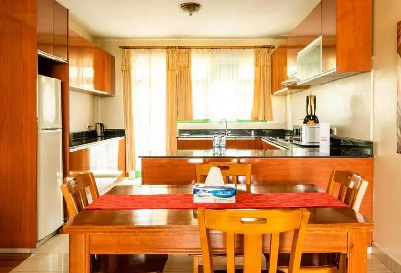 Highlands Suites