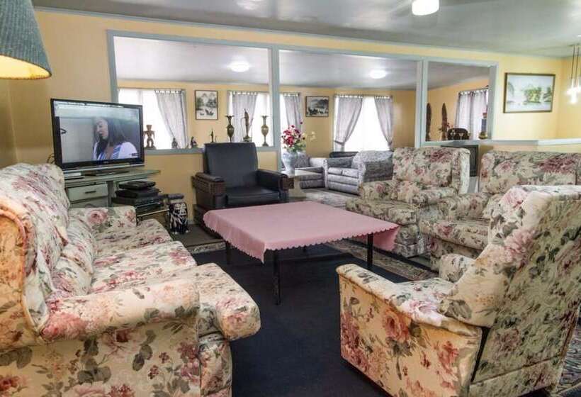 호텔 Aniva's Place