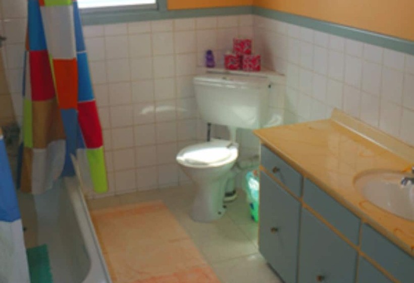 호텔 Aniva's Place