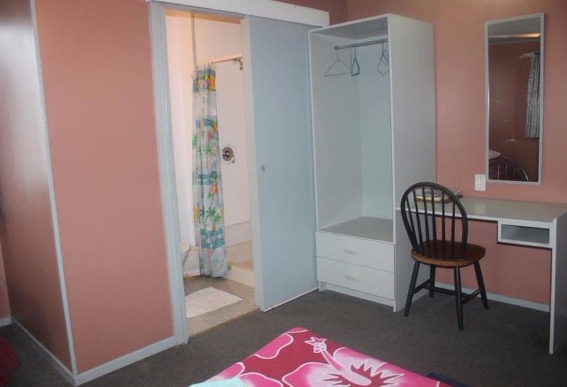 호텔 Aniva's Place