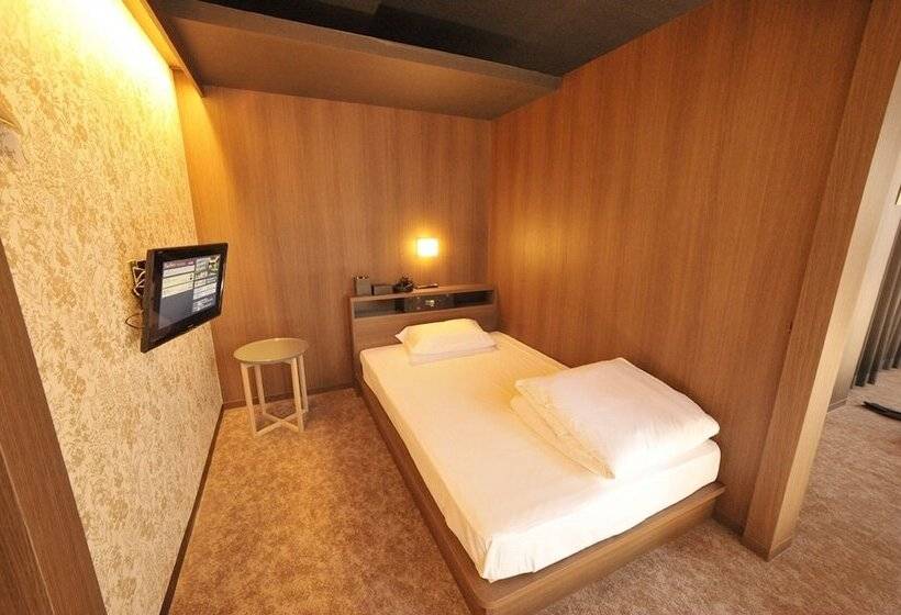 فندق Cabinhouse Yado Fujinomiyaten