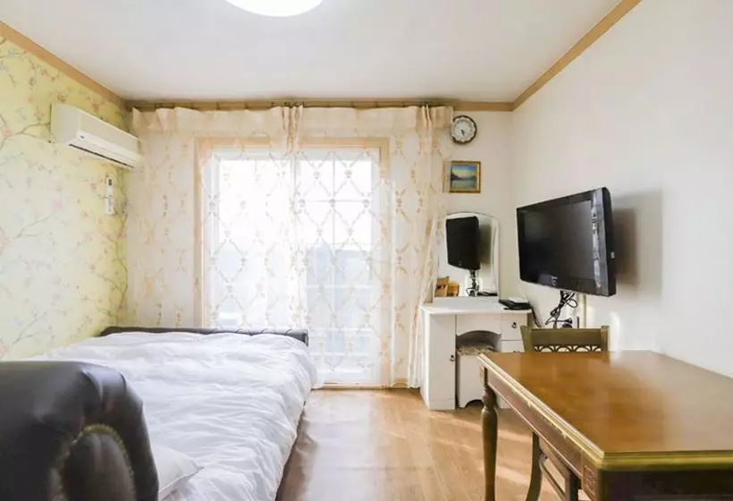 Beach Gallery Pension