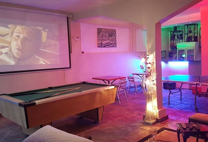 酒店 Gardens Lodge