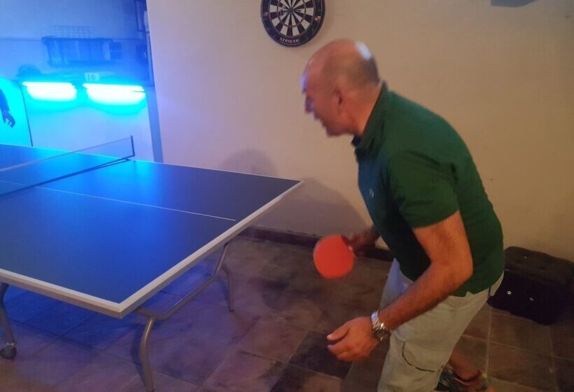 酒店 Gardens Lodge