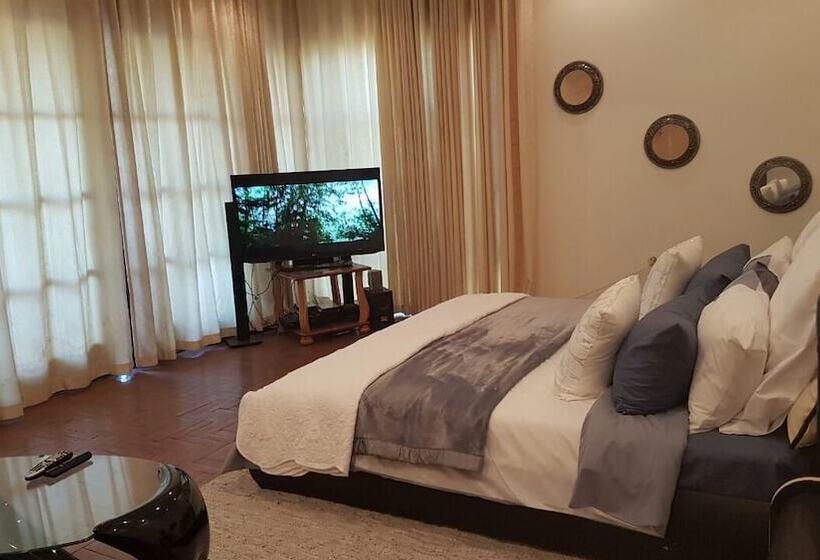 酒店 Gardens Lodge