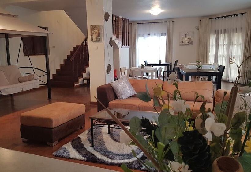 酒店 Gardens Lodge