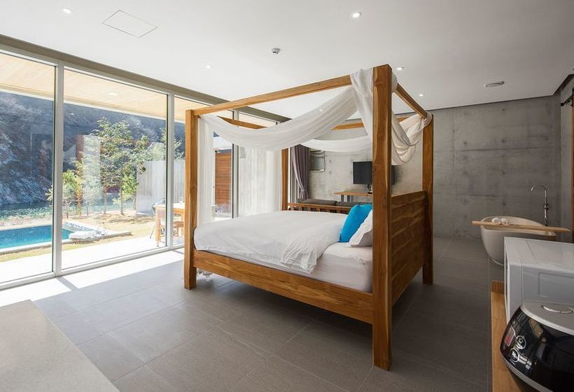 Hotel Heritis Poolvilla