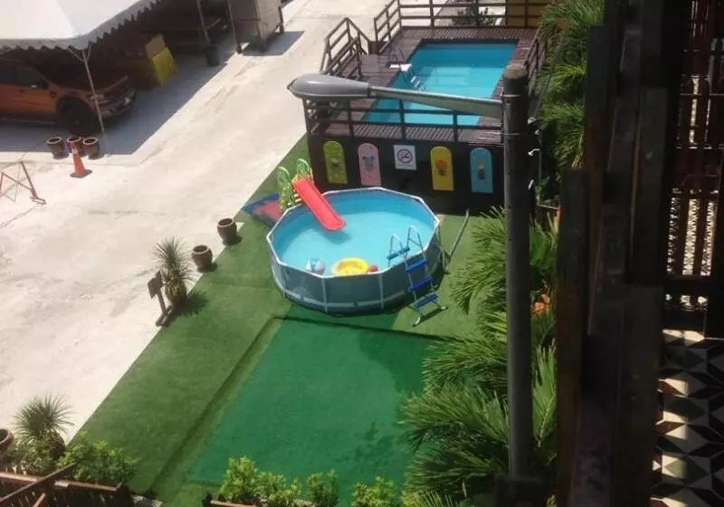 Hotelli Kampong Pinang Sebatang