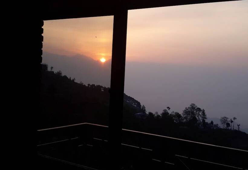 هتل Nagarkot Holiday Inn