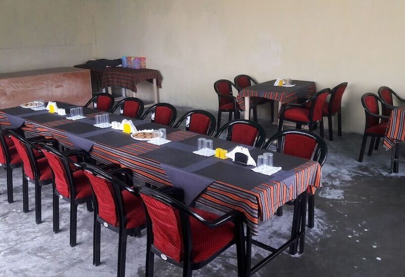 فندق Pangong Holiday Cottages