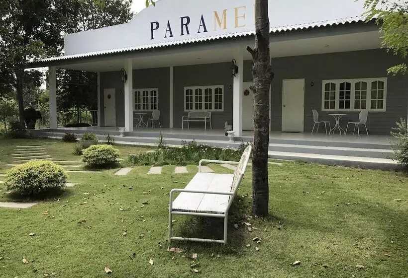 Hotelli Paramer Resort Suanphung