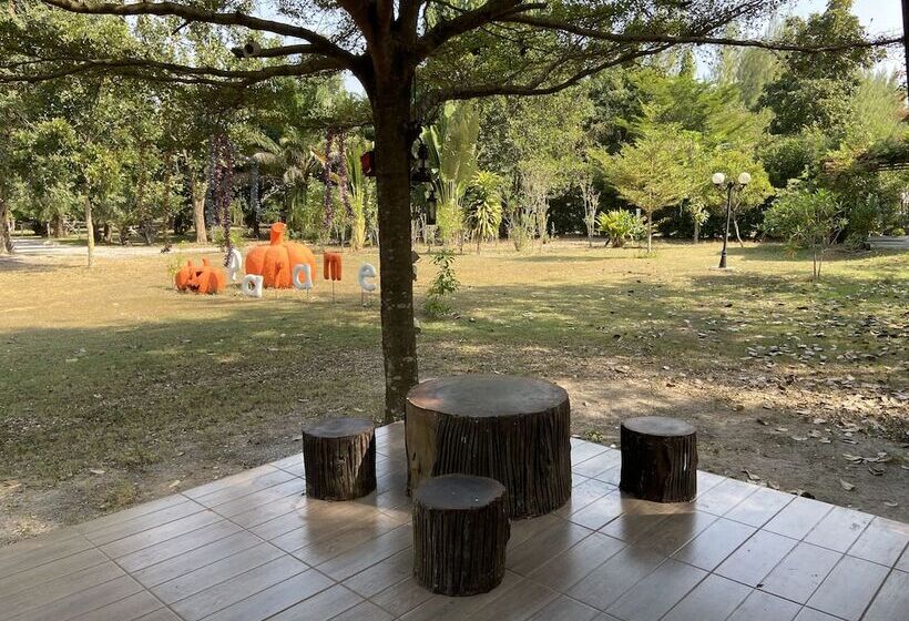 هتل Paramer Resort Suanphung