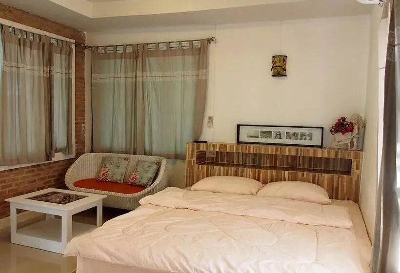 Hotelli Paramer Resort Suanphung