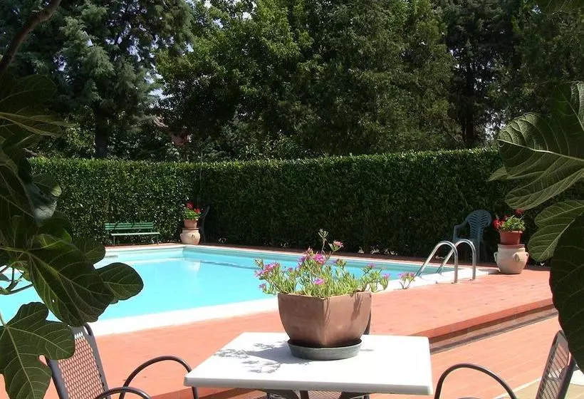 Hotelli Podere Bello