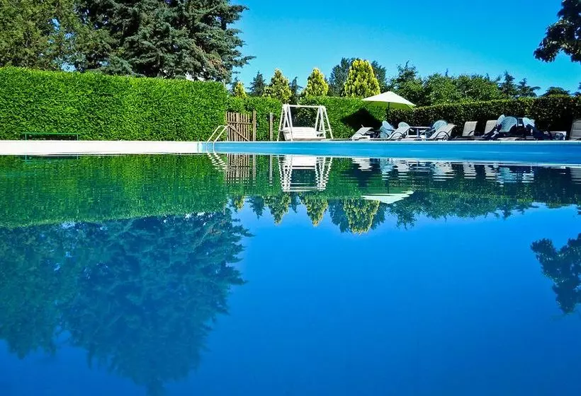 Hotelli Podere Bello