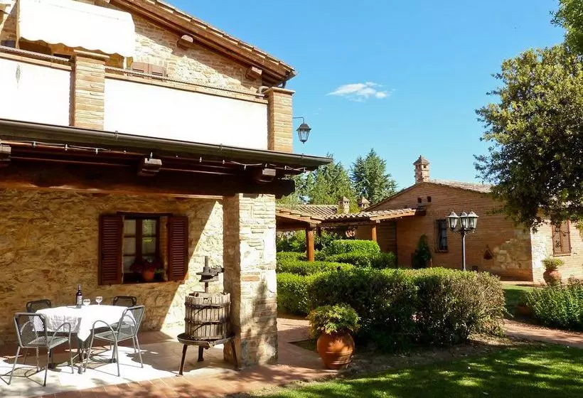 Hotelli Podere Bello