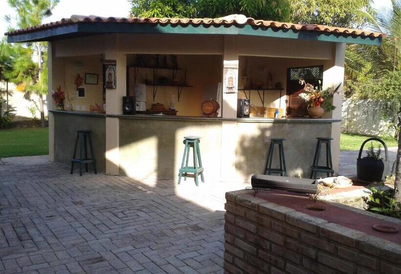 فندق Pousada Dos Cajueiros