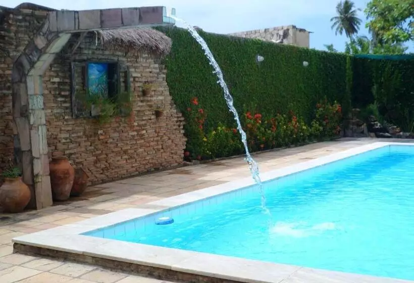 Hotelli Pousada Dos Cajueiros