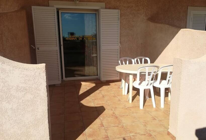 בית מלון כפרי Residence Marina Di A Testa