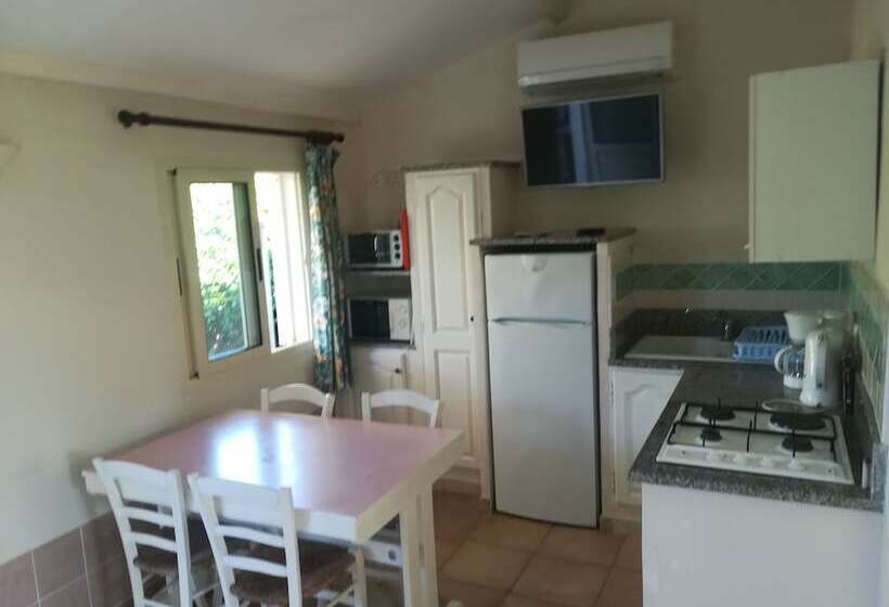 בית מלון כפרי Residence Marina Di A Testa