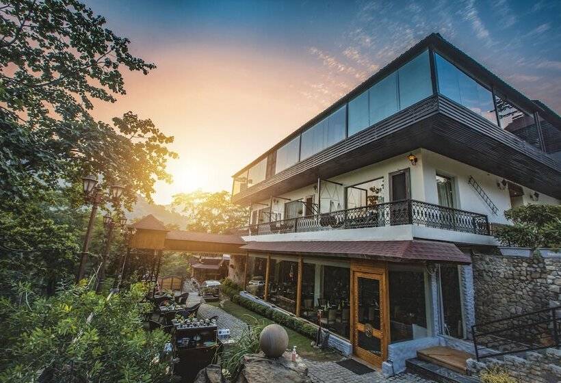 בית מלון כפרי Shaantam Resorts & Spa