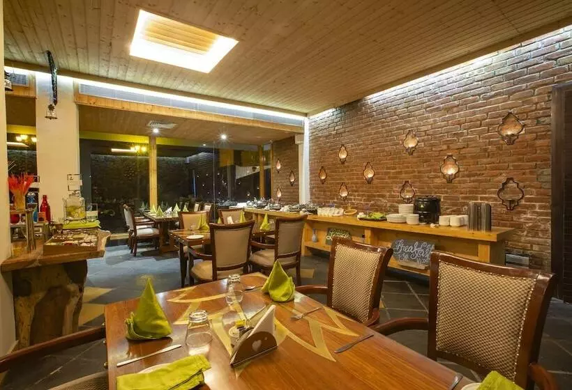 Hotelli Shaantam Resorts & Spa