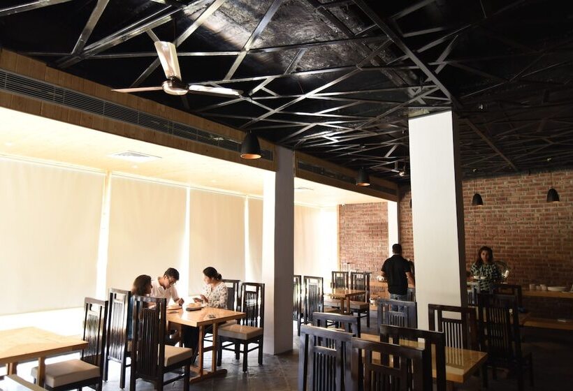 בית מלון כפרי Shaantam Resorts & Spa