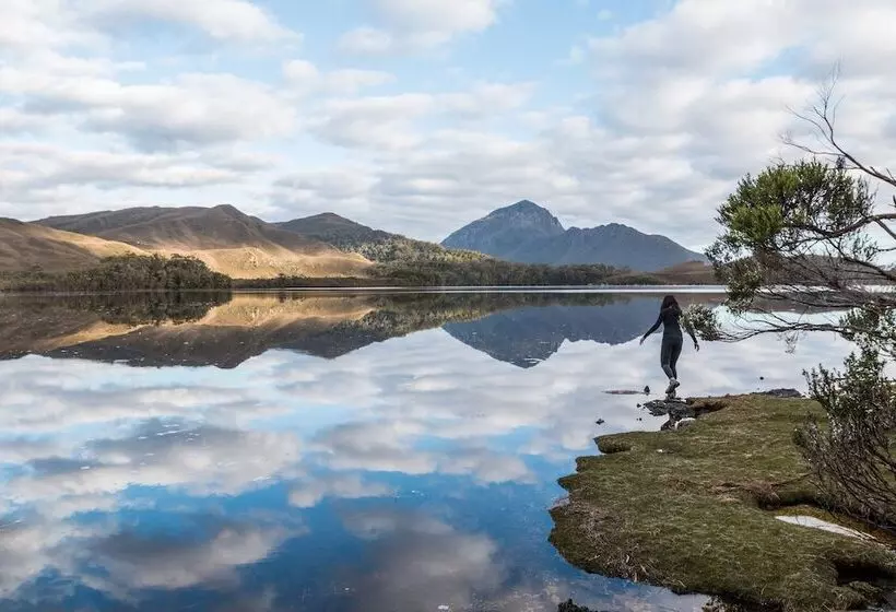 Hotelli Southwest Wilderness Camp   Tasmania
