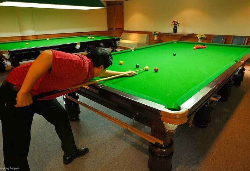 בית מלון כפרי The Royal Chiang Mai Golf Resort