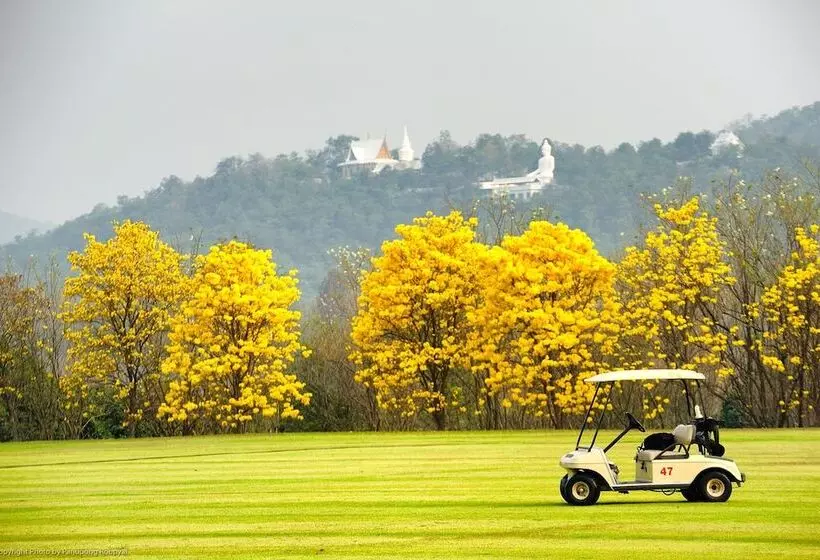 Hotelli The Royal Chiang Mai Golf Resort