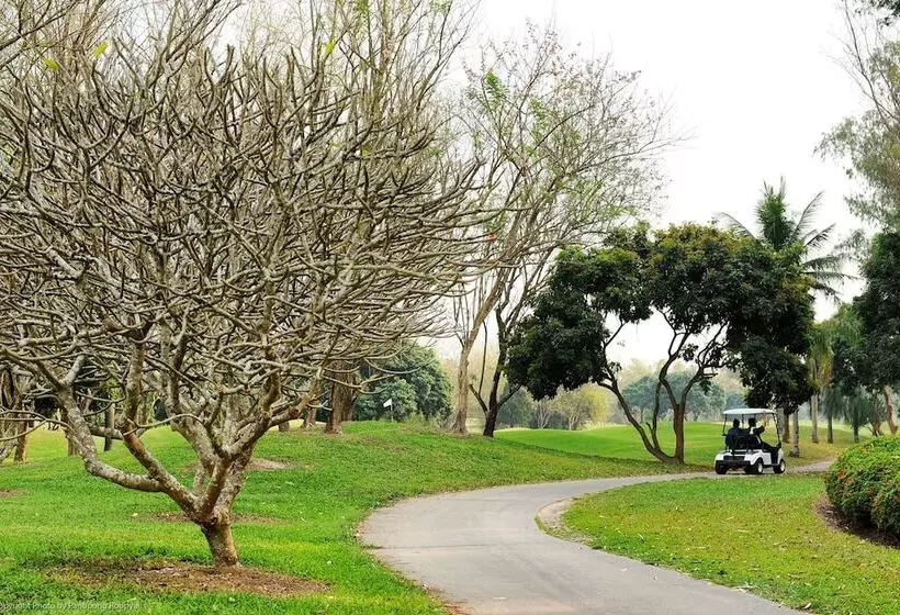 Hotelli The Royal Chiang Mai Golf Resort