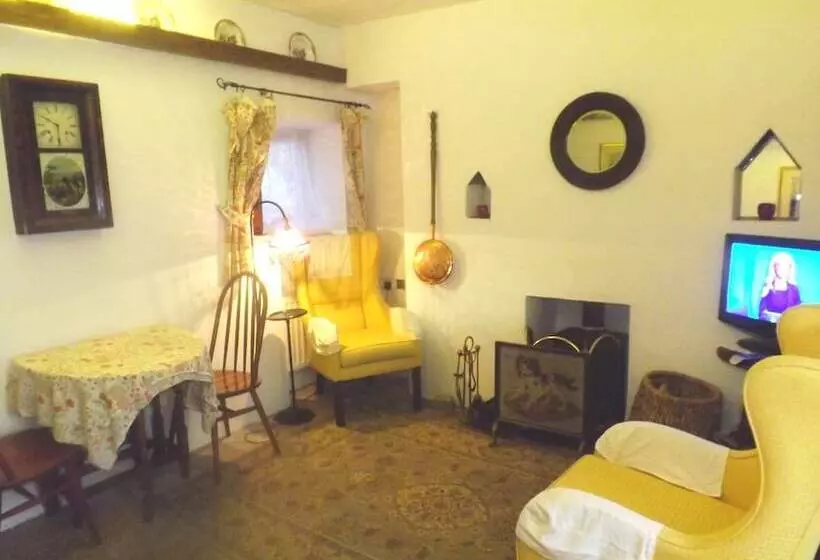 Kingsmills Cottages Moneymore