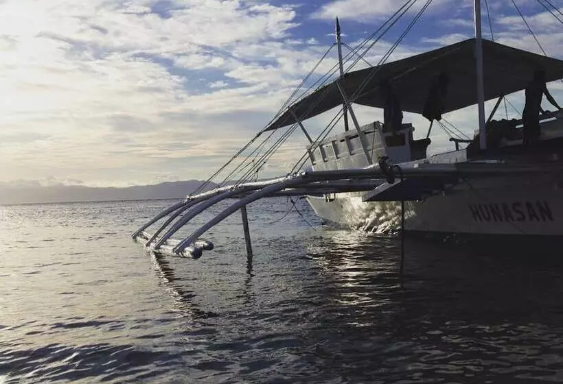 Neptune Diving Resort Moalboal