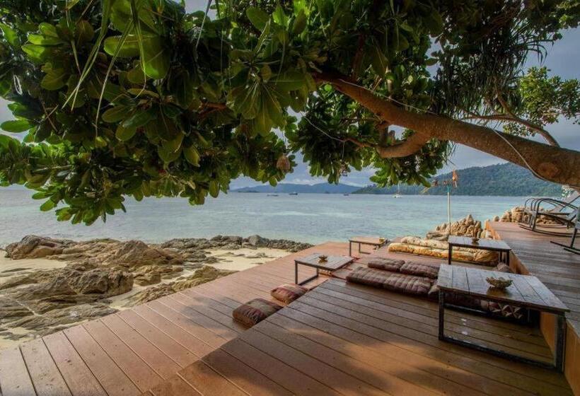 پانسیون Decho Beach Resort