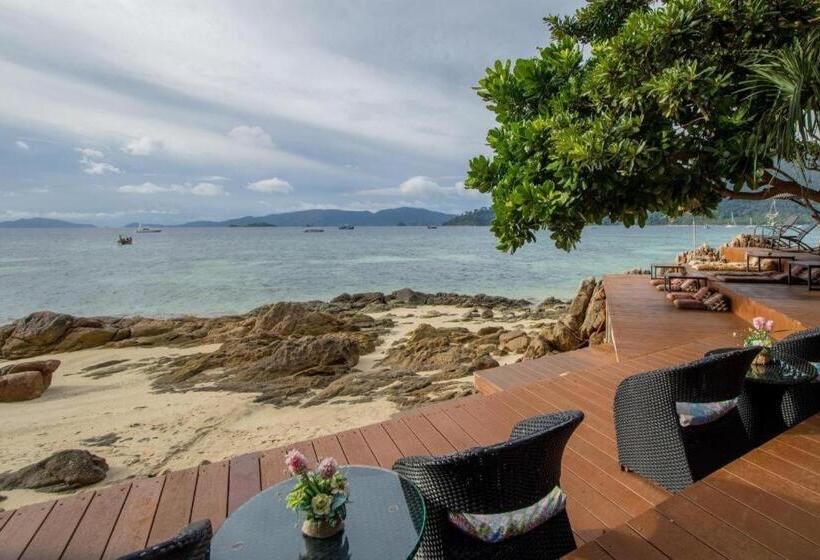 پانسیون Decho Beach Resort