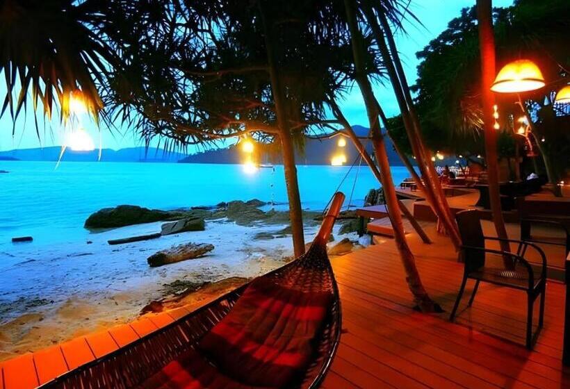 پانسیون Decho Beach Resort