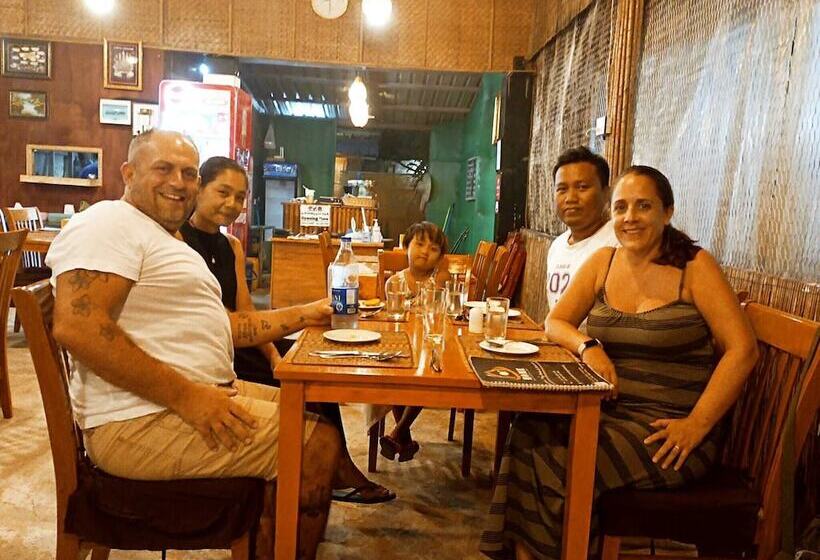 پانسیون Dream House Guest House & Restaurant